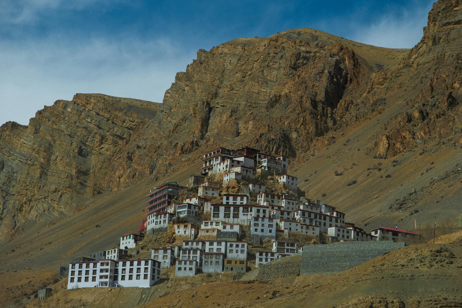 Spiti Valley: A Complete Travel Guide