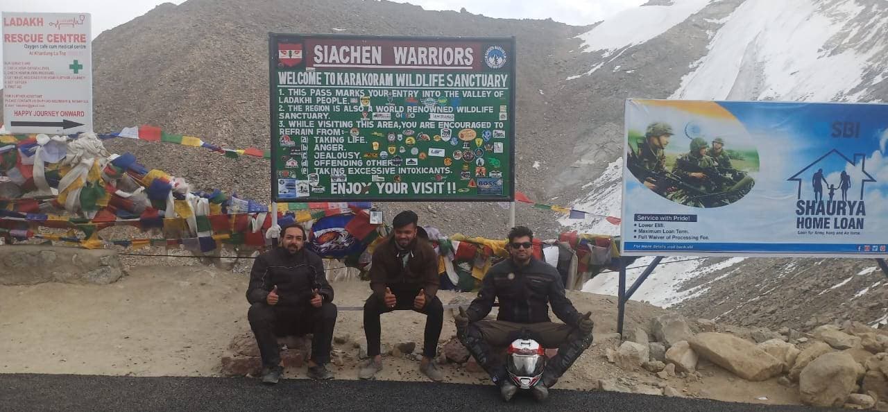 Random At Khardung